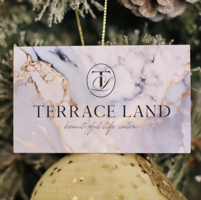 お客様ご紹介

2023年12月16日オープン予定
『TERRACE LAND(テラスランド)』
 @terrace_land_shinazawa 様
#髪質改善サロン
#hairsalon
#船橋へアサロン

#ロゴ
#オーダーメイド名刺
#表札看板
の3つをオーダーいただきました😊

ロゴに関しては
しっかりヒアリングした上で
デザインに起こしていき
なんとなんと！
大枠のデザインは1回のご提案で
気に入っていただけました💕

さりげない星⭐マークをゴールドに
一部だけ色を入れたのは
サロン代表の品澤さまのこだわりポイント😊

オープンまで間もなくですね！
陰ながら応援してます🎵

この度は
どうもありがとうございました🙇